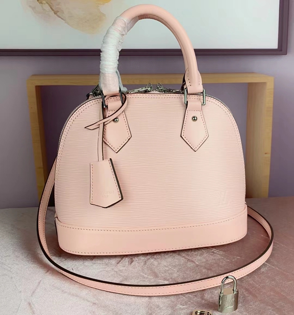 ルイヴィトンバッグ正面デザイン